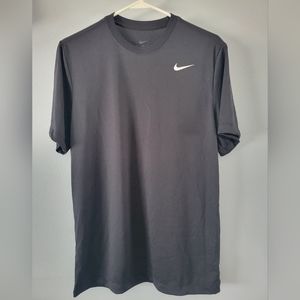 Mens Nike Dri Fit Tshirt size M